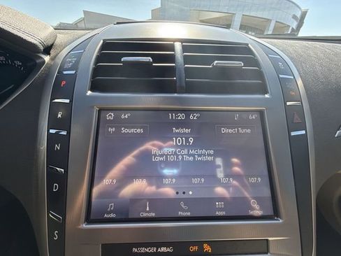 Used 2020 Lincoln MKZ Standard image 8