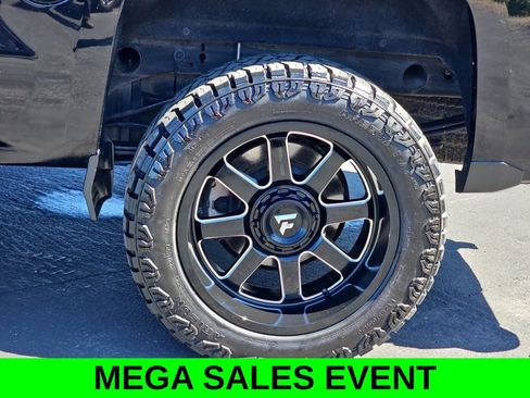 Used 2018 Chevrolet Silverado 1500 LT w/ All Star Edition AWD/4WD image 35