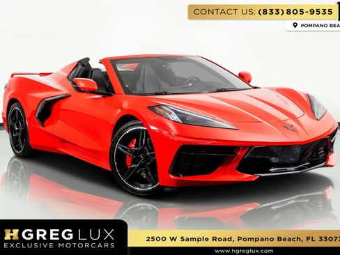 Used 2021 Chevrolet Corvette Stingray Convertible w/ 1LT image 1