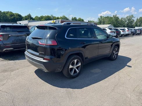 Used 2021 Jeep Cherokee Limited w/ Mopar Interior Package AWD/4WD image 3