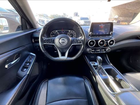 Used 2023 Nissan Sentra SR w/ SR Premium Package FWD image 14