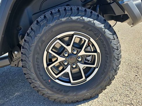 New 2025 Jeep Wrangler Unlimited Rubicon w/ Convenience Group image 54