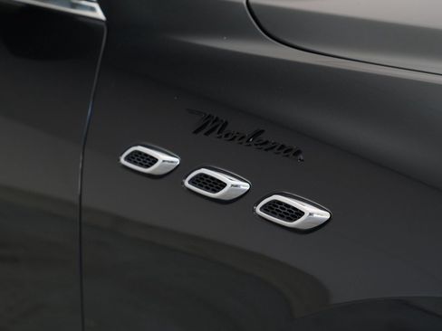 Used 2022 Maserati Levante Modena AWD/4WD image 5