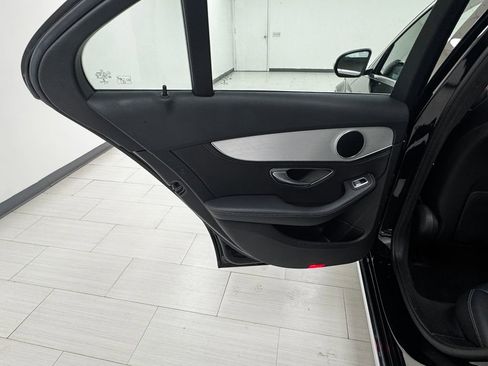 Used 2015 Mercedes-Benz C 300 4MATIC Sedan image 11