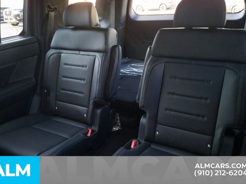 Used 2025 Hyundai Santa Fe Calligraphy image 17