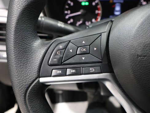 Used 2024 Nissan Altima 2.5 SV image 36