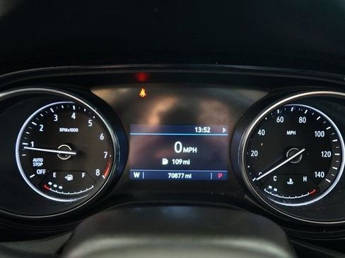 Used 2022 Buick Encore GX Essence image 32