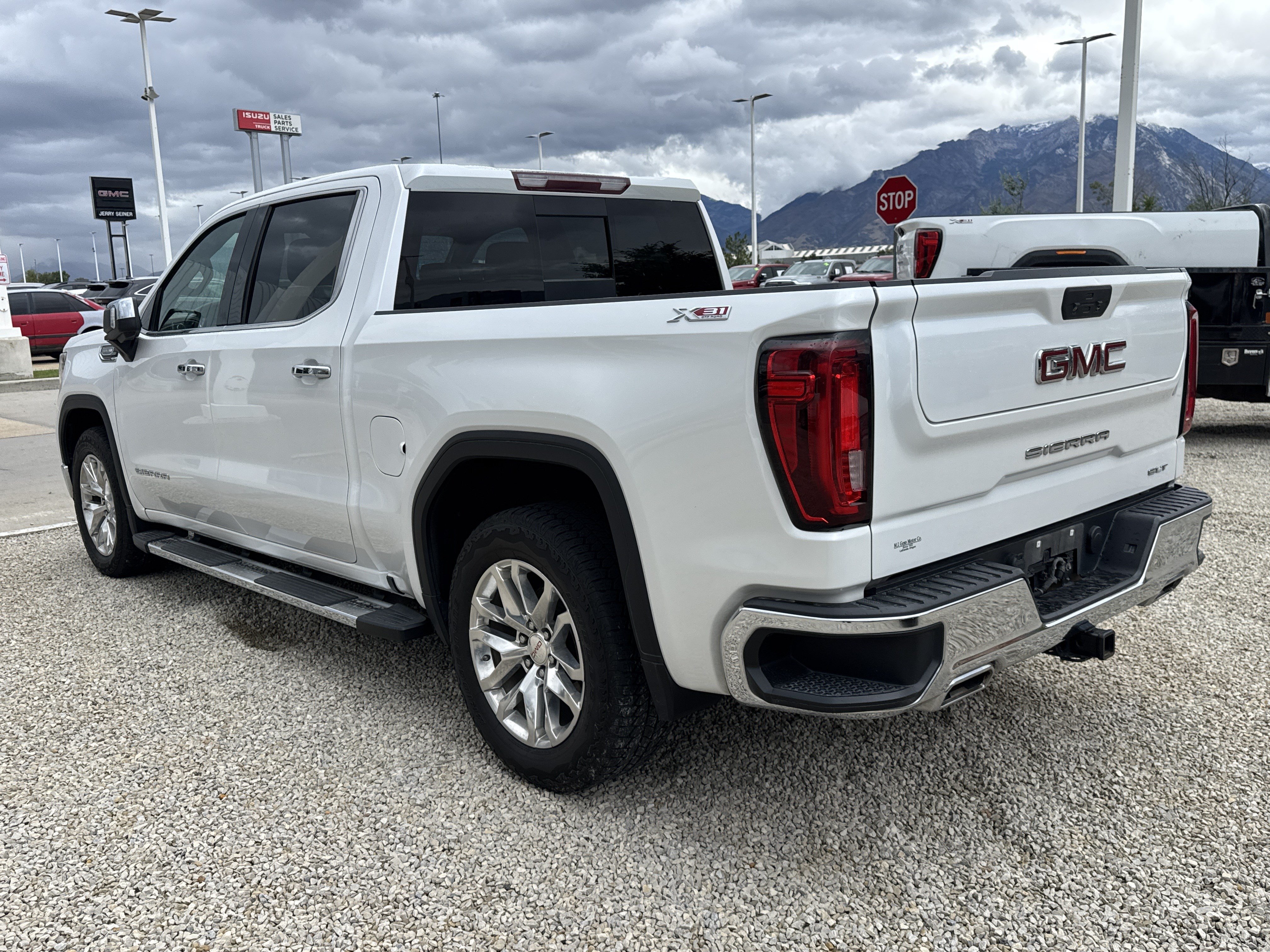 Used 2019 GMC Sierra 1500 SLT w/ SLT Premium Package AWD/4WD image 5