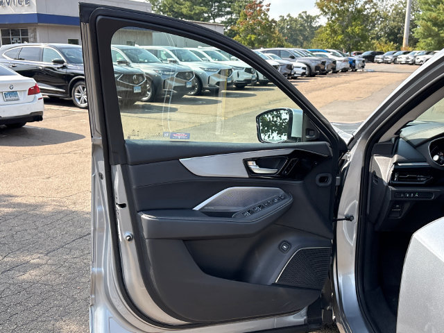 Certified 2025 Acura MDX w/ Technology Package AWD/4WD image 9