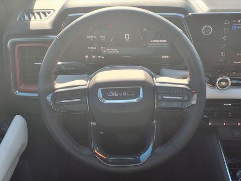 Certified 2025 GMC Canyon AT4 w/ AT4X AEV Edition AWD/4WD image 13