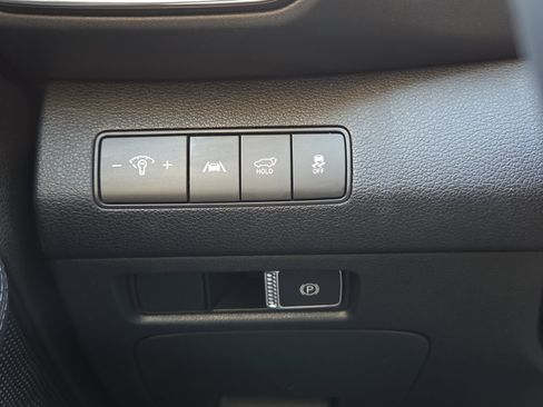 Used 2023 Hyundai Santa Fe SEL image 18