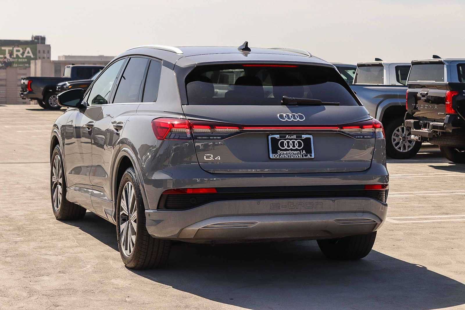 Used 2023 Audi Q4 e-tron Premium Plus w/ Premium Plus RWD image 6