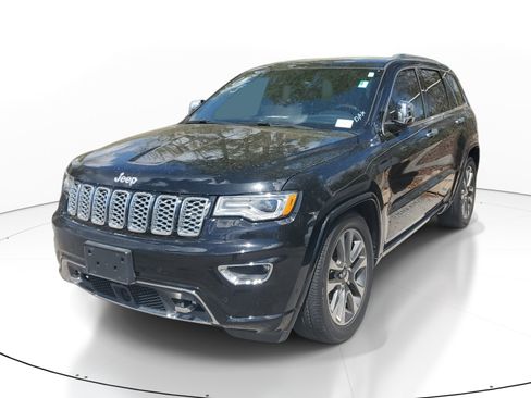 Used 2018 Jeep Grand Cherokee Overland image 2