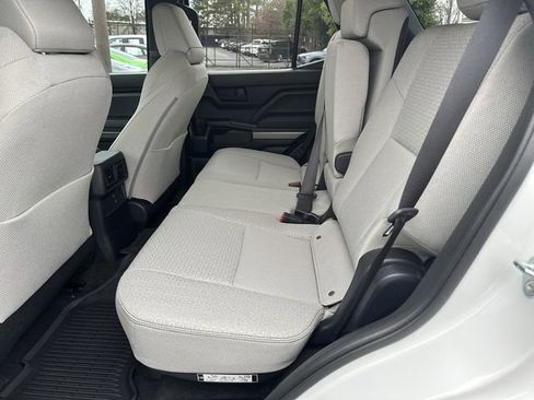 Certified 2025 Toyota 4Runner SR5 image 5