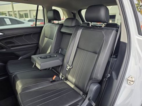 Used 2024 Volkswagen Tiguan Wolfsburg Edition image 18