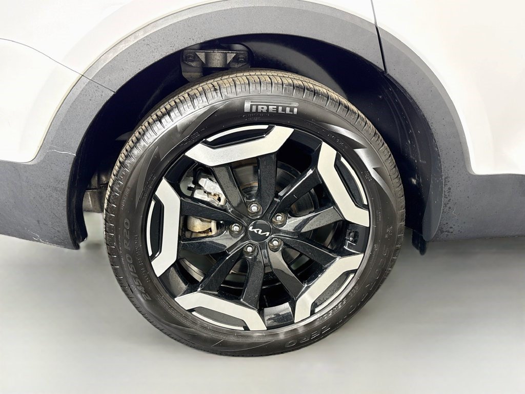 Used 2024 Kia Telluride EX FWD image 32
