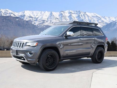 Used 2014 Jeep Grand Cherokee Overland w/ Advanced Technology Group image 2