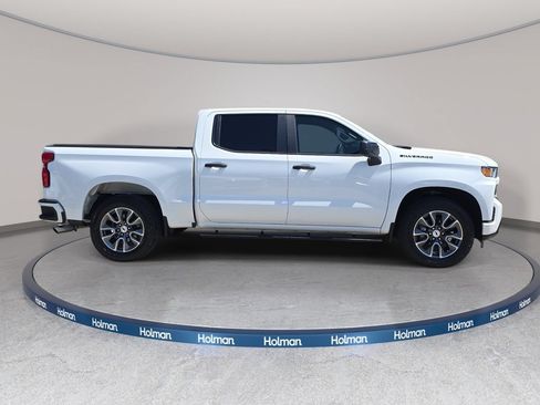 Used 2019 Chevrolet Silverado 1500 Custom w/ Infotainment Package RWD image 5