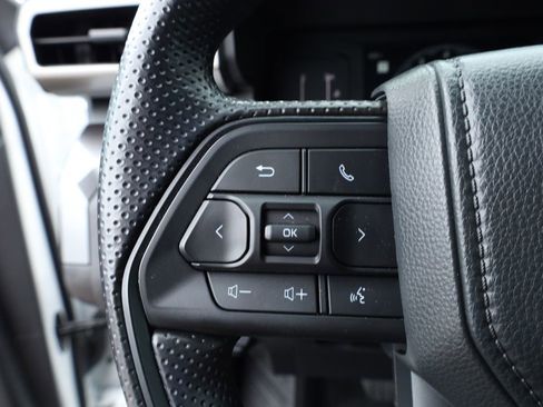 Used 2025 Toyota Tacoma SR5 image 25