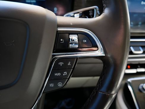 Used 2022 Lincoln Navigator Black Label AWD/4WD image 19