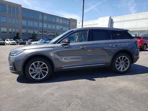 Used 2023 Lincoln Corsair AWD w/ Equipment Group 101A image 5