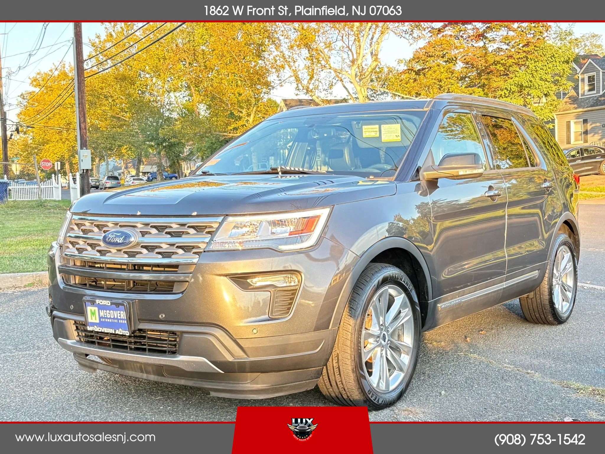 Used 2018 Ford Explorer XLT w/ Equipment Group 202A AWD/4WD image 2