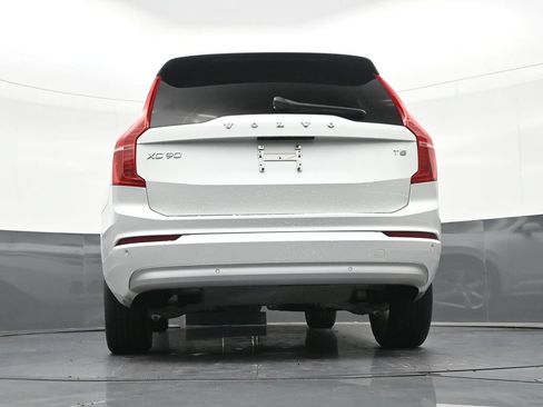 Used 2022 Volvo XC90 T5 Momentum FWD image 26