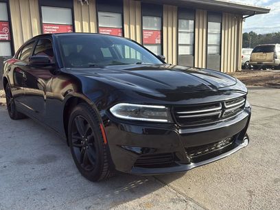 Used 2019 Dodge Charger SXT w/ Blacktop Package