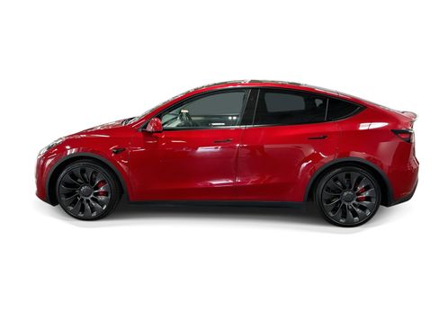 Certified 2023 Tesla Model Y Performance AWD/4WD image 3