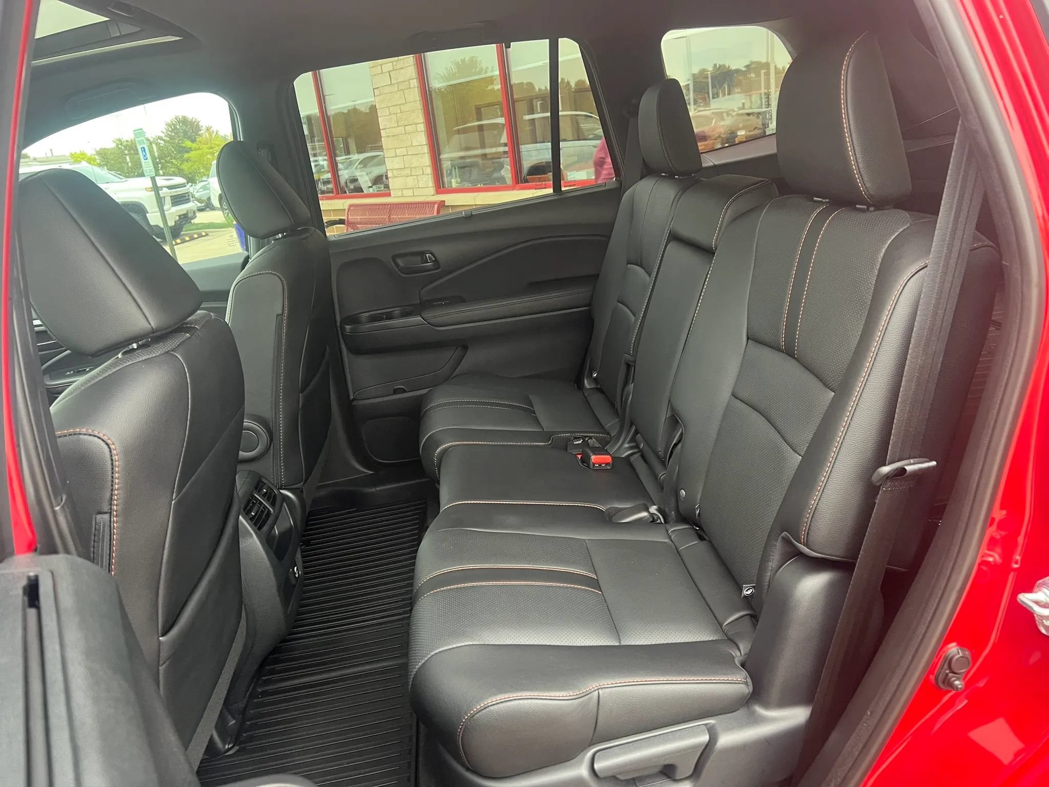 Used 2023 Honda Passport TrailSport image 9