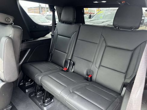 Used 2022 Chevrolet Tahoe Z71 AWD/4WD image 14