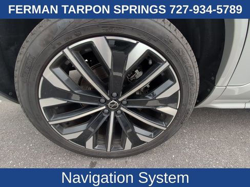 Used 2025 Volvo XC90 B6 Plus image 7