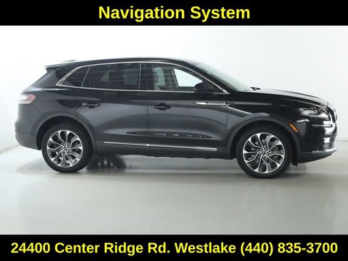 Used 2023 Lincoln Nautilus Reserve w/ Cargo Utility Package AWD/4WD image 11