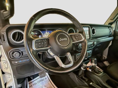 Used 2023 Jeep Wrangler Unlimited Sahara w/ Cold Weather Group AWD/4WD image 12