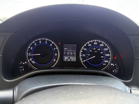 Used 2012 INFINITI G37 Convertible w/ Premium Pkg RWD image 16