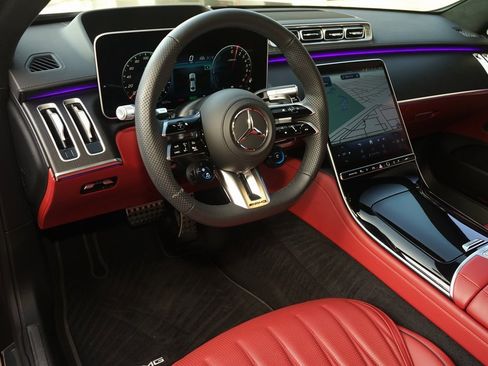 Used 2025 Mercedes-Benz S 63 AMG S image 8