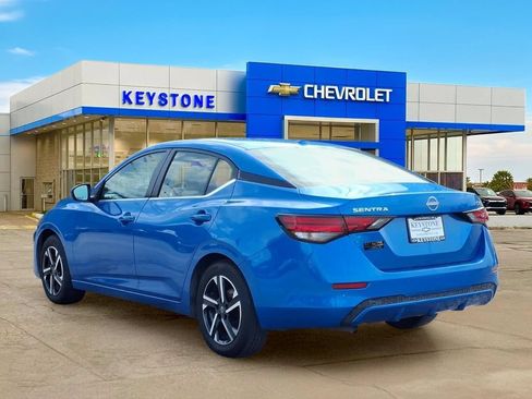 Used 2024 Nissan Sentra SV FWD image 5