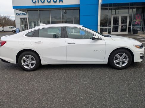Used 2024 Chevrolet Malibu LT image 8