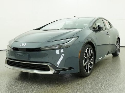 New 2026 Toyota Prius Plug-In Hybrid FWD image 32