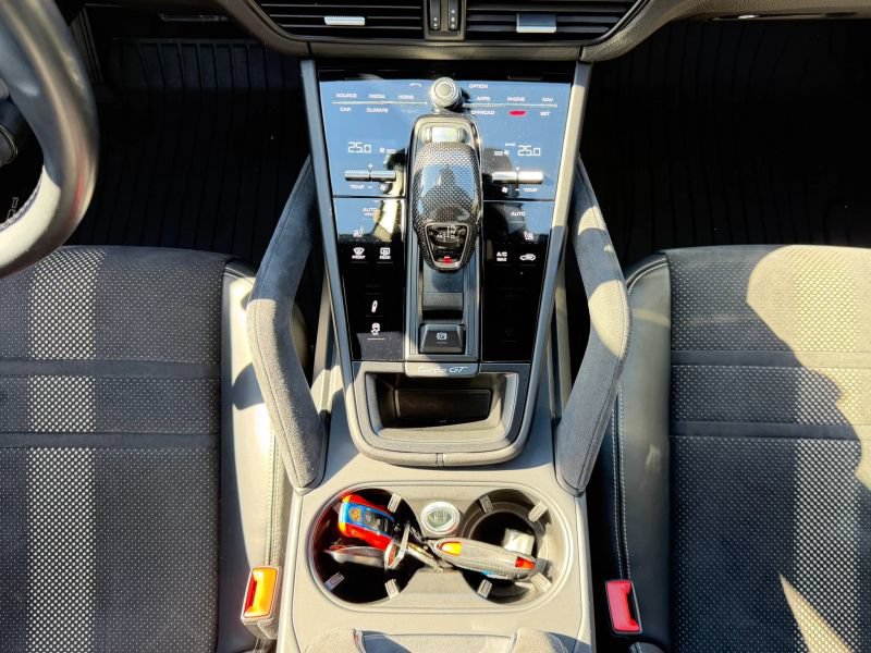 Used 2022 Porsche Cayenne Turbo GT AWD/4WD image 25