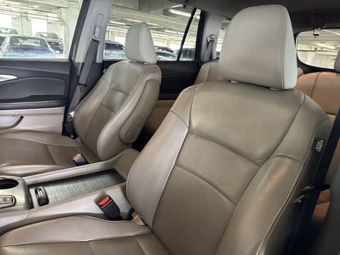 Used 2022 Honda Pilot Special Edition image 13