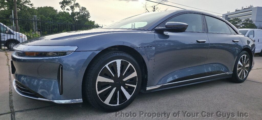 Used 2024 Lucid Air Pure RWD image 1