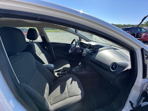 Used 2019 Ford Fiesta SE w/ Equipment Group 201A FWD image 14