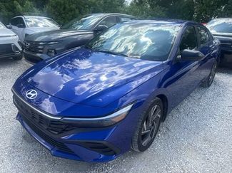 Used 2025 Hyundai Elantra Sport FWD video 1