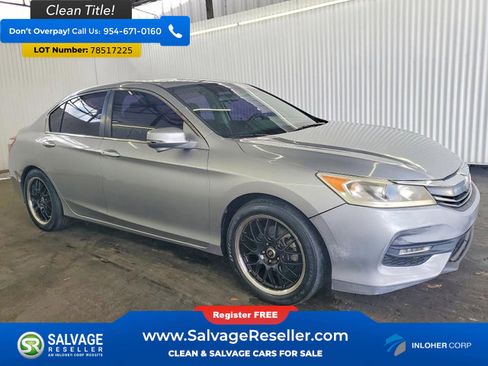 Used 2017 Honda Accord EX image 5