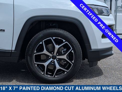 Used 2026 Jeep Compass Limited AWD/4WD image 12
