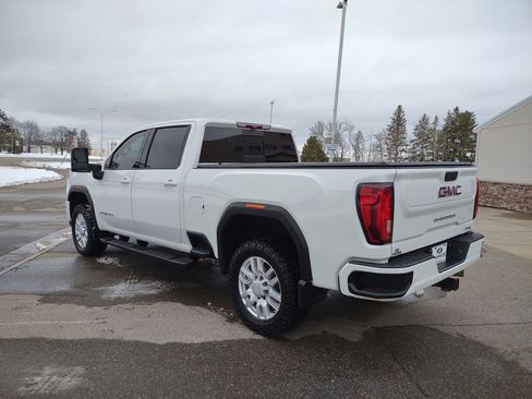 Used 2020 GMC Sierra 2500 AT4 w/ AT4 Premium Package AWD/4WD image 3