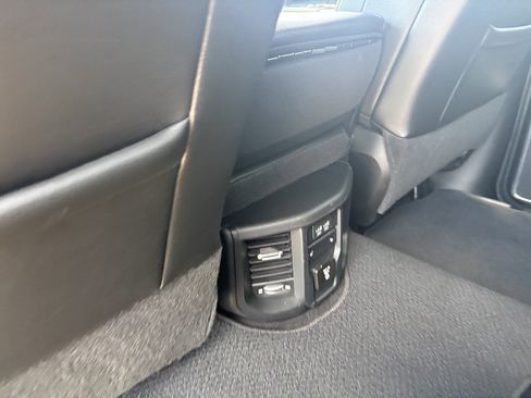 Used 2022 RAM 2500 Laramie AWD/4WD image 16