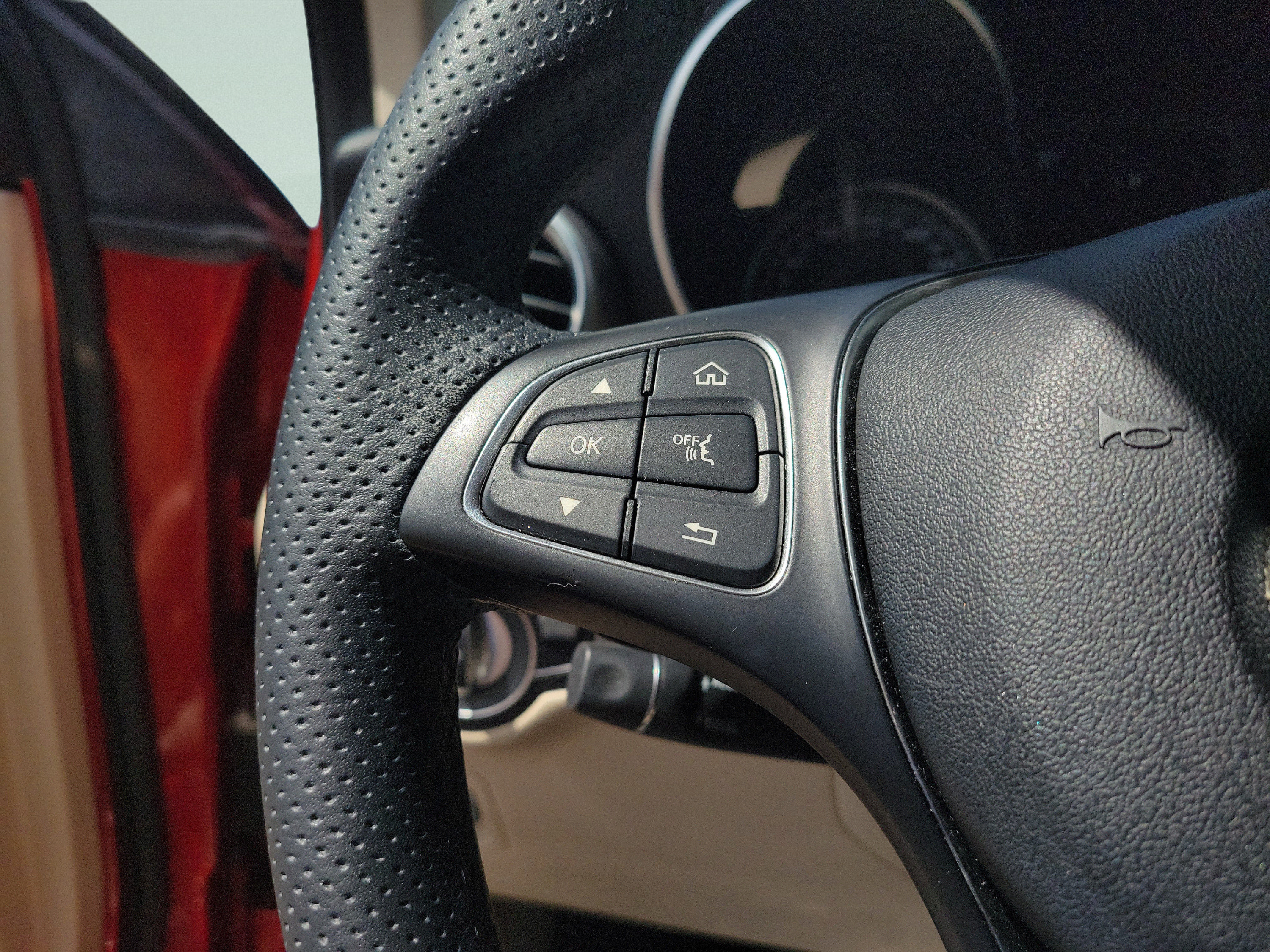 Certified 2019 Mercedes-Benz GLC 300 image 23