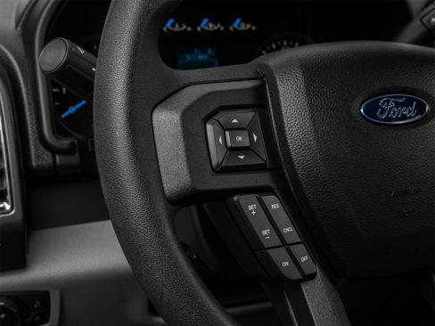 Used 2015 Ford F150 XLT w/ Equipment Group 302A Luxury RWD image 40